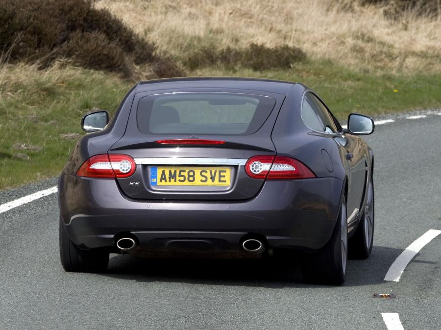  Jaguar XK Coupe 2009 года  (UK) (фото 5 из 13)